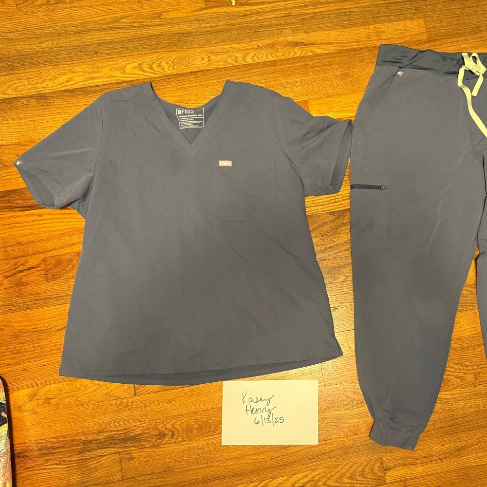 Figs Space Navy Scrub Set